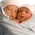 Małe bliźniaki częściej powinny odwiedzać pediatrę